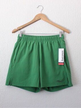 Saucony Outpace 5” Shorts Small